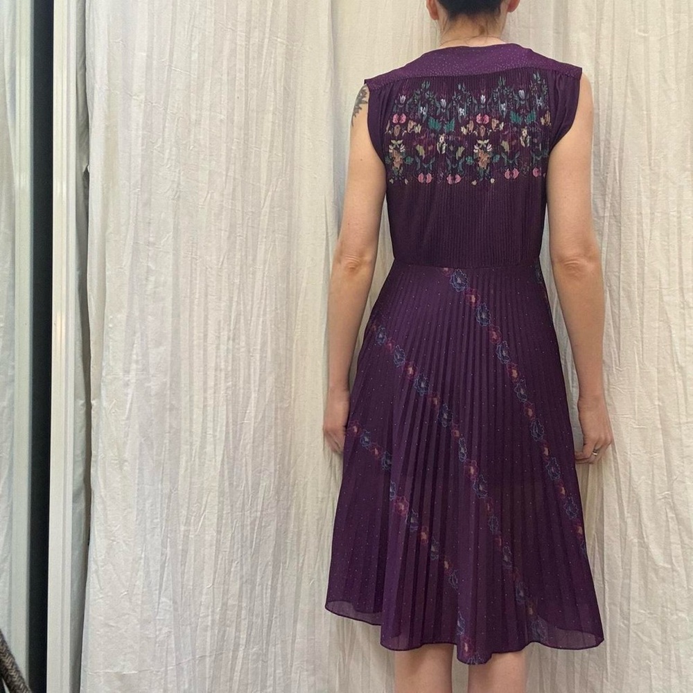 Purple Floral Midi Dress with Micro Pleated Skirt Vintage‎ 70s - Picture 4 of 8
